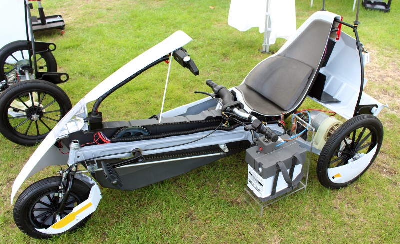 Sinclair_C5_sectioned.jpg