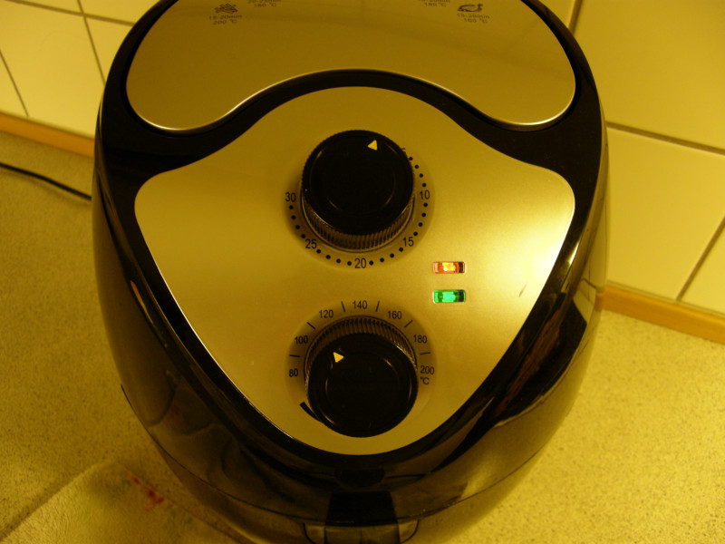 airfryer_pile_2.jpg