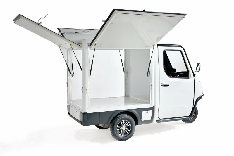 full closed electric cargo triycle