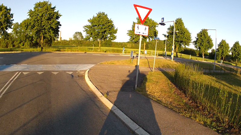 dobbeltrettet_cykelsti.jpg