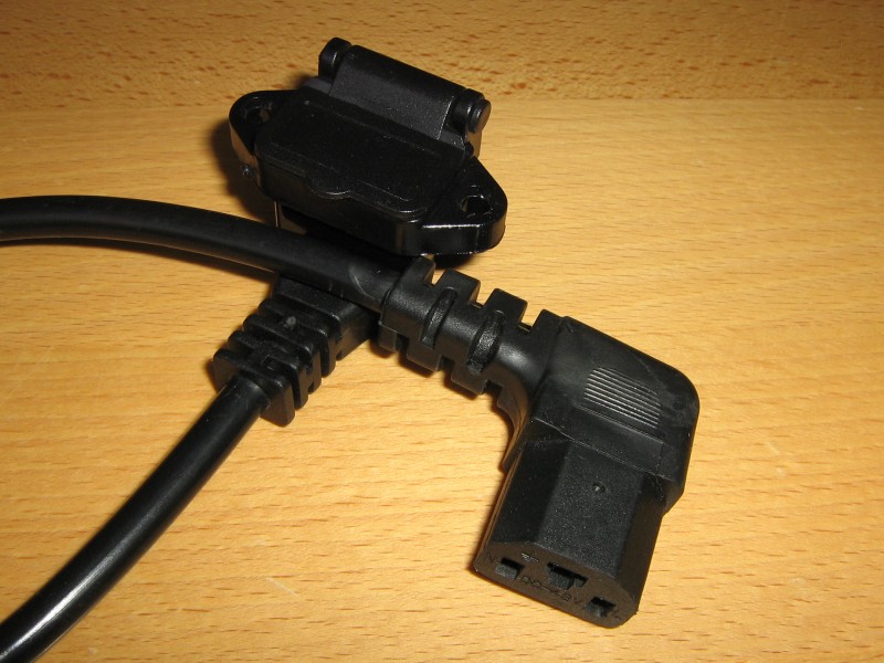 vga_vax_ekstra_ladekabel_5.jpg