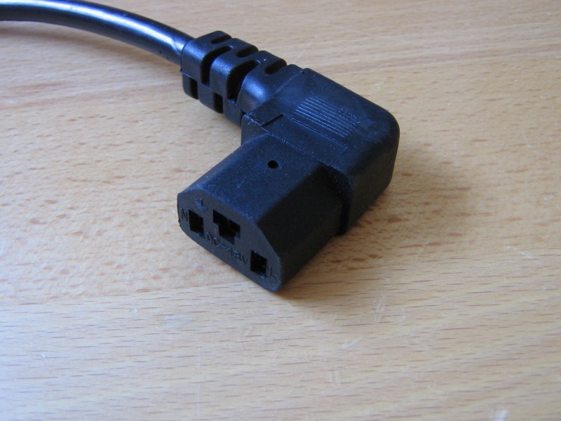 vga_vax_ekstra_ladekabel_6.jpg