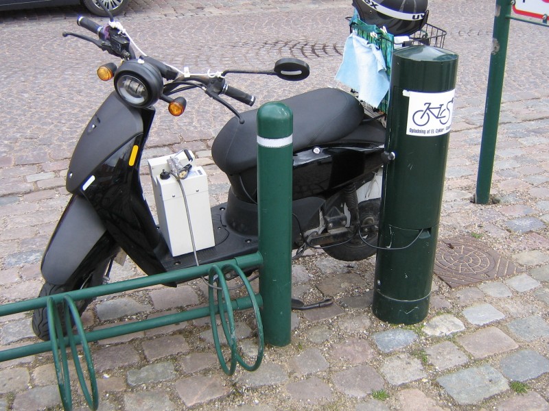 Opladning af EL-Cykler / Scootere